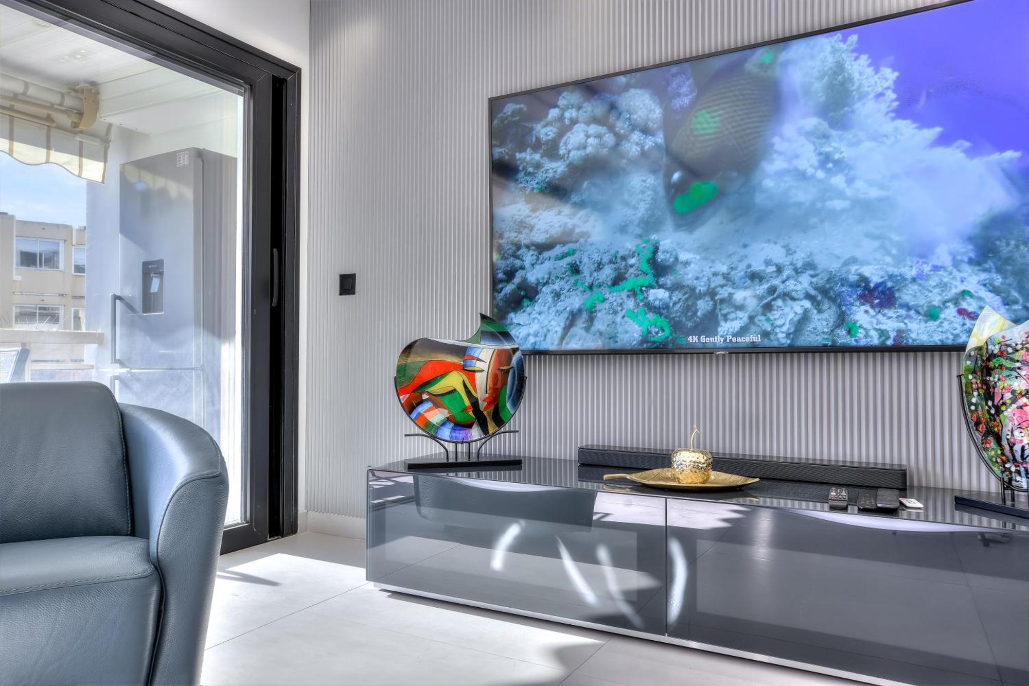 Luxury 4 Stars Croisette Apartment Cannes